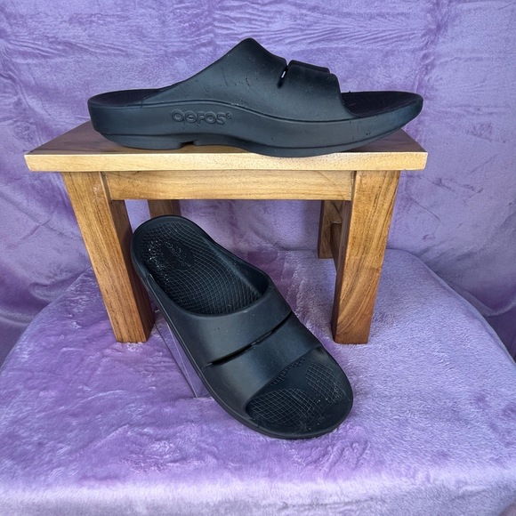 Oofos Sandal Unisex Size Slides Black Slides Slip On Recovery M10 -‎ W12 - Picture 1 of 7